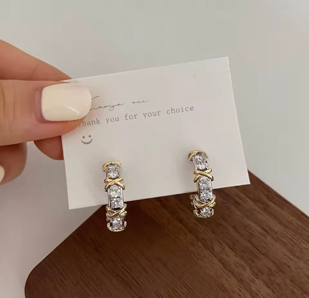 ✨ Elegante Zirkonia Creolen – Gold &amp; Silber