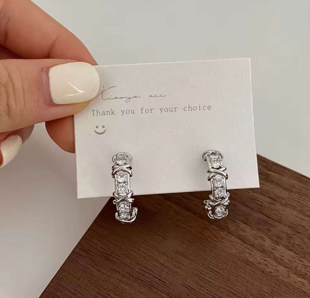 ✨ Elegante Zirkonia Creolen – Gold &amp; Silber