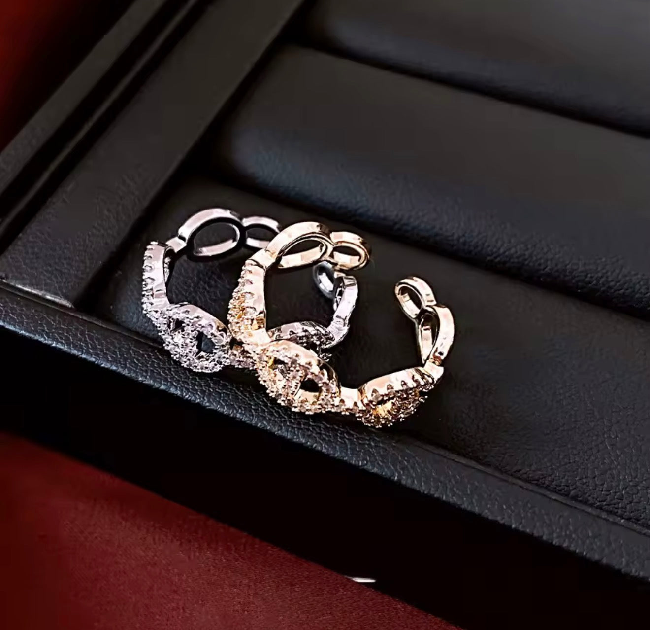 Minimalistischer offener Goldring